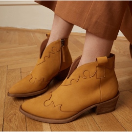 Marco Shoes Neizolirane čizme s antilop i valovitim umetcima smeđa žuta boja 1