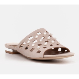 Marco Shoes Elegantne ženske papuče s biserima i perforacijom bež 1