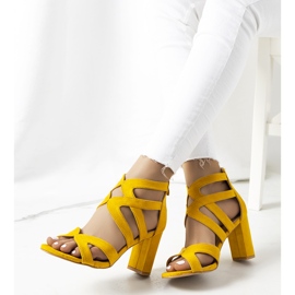 Žute sandale na Maddox postu žuta boja 1
