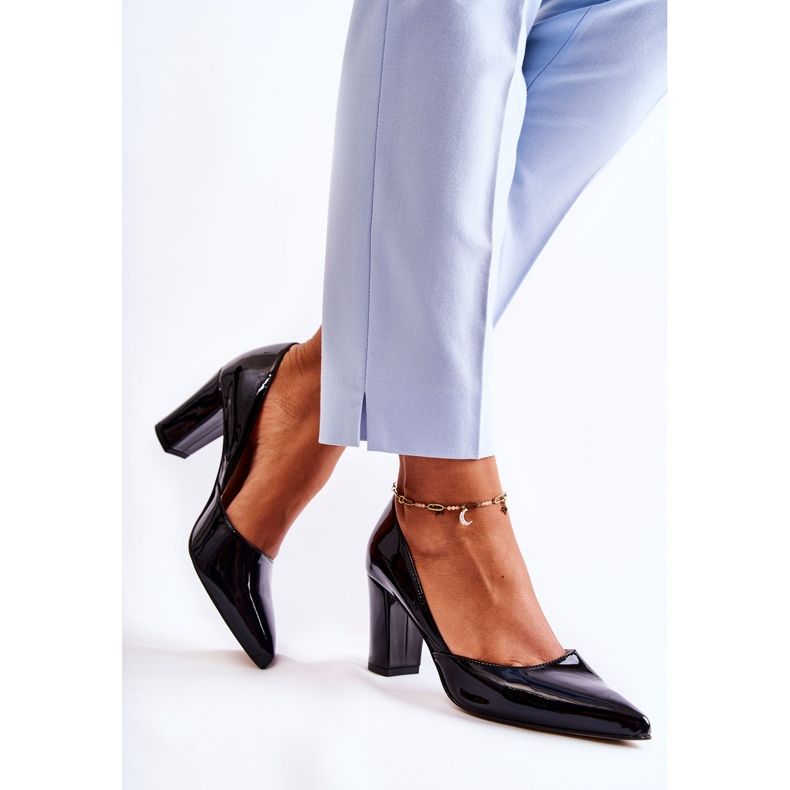 Moderne lakirane salonke na šipku Black Emotion crno 2