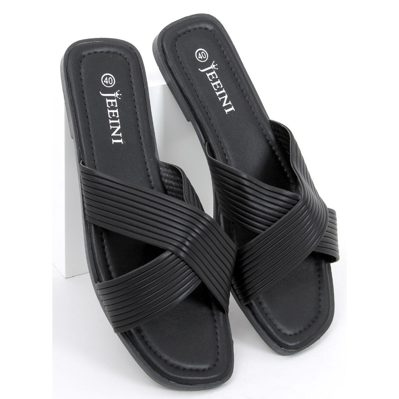 Fuzzy crne ženske papuče crna 2