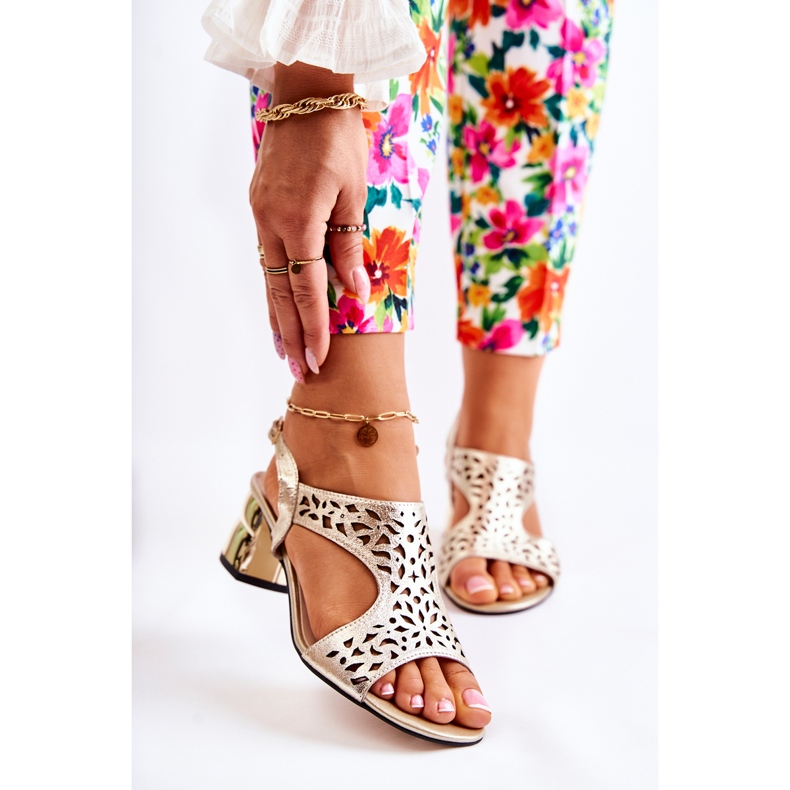 PA2 Kožne ažurne sandale na visoke pete Golden Salvio zlatni 1