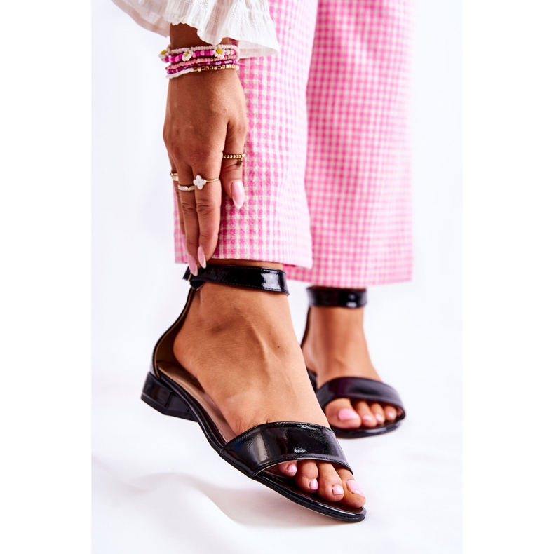 Ženske crne lakirane sandale Shanley crna 1