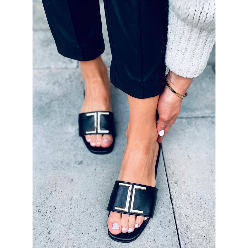 BM Azalea crne ženske sandale crna 1