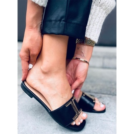 BM Azalea crne ženske sandale crna 2