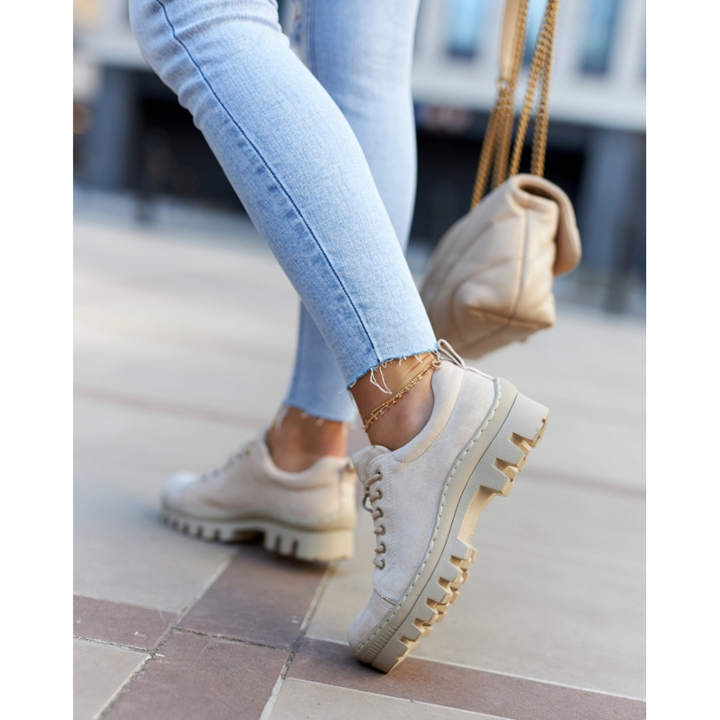 S.Barski Ženske cipele na vezanje od brušene kože, bež 2