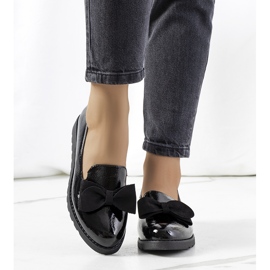 BM Voeren crne lakirane cipele crno 1