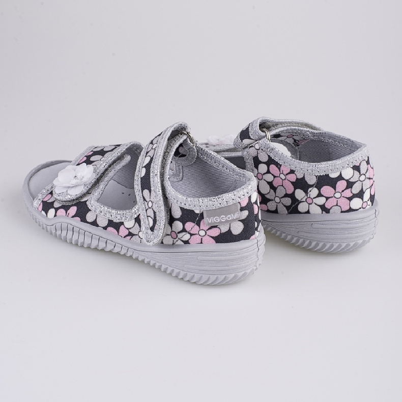 Papuče za djevojčice Viggami Emilka cvijeće mornarsko plava raznobojna 1