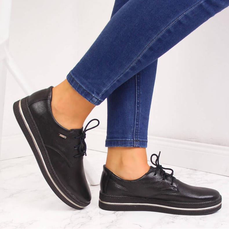 Crne kožne ženske cipele Helios 380 crna 2