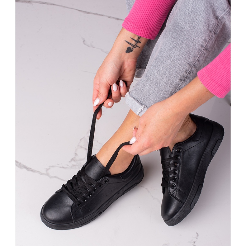 Crne ženske tenisice Shelovet od ekološke kože crno 1