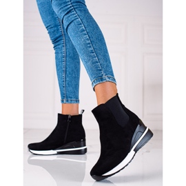 Ženske sportske čizme Vinceza na crnu šiltericu crno 1