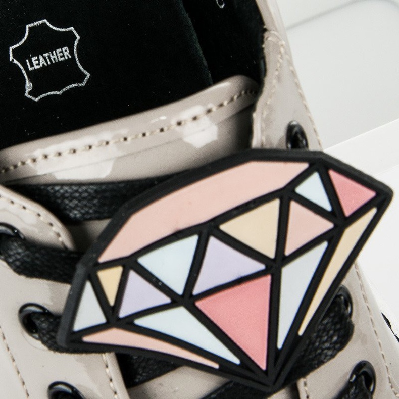 Betler Dijamant lakirane tenisice siva 1