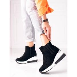 Sportske ženske čizme na klinu Shelovet od ekološkog antilopa crna 1