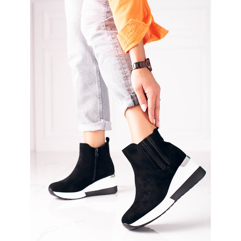 Sportske ženske čizme na klinu Shelovet od ekološkog antilopa crna 1