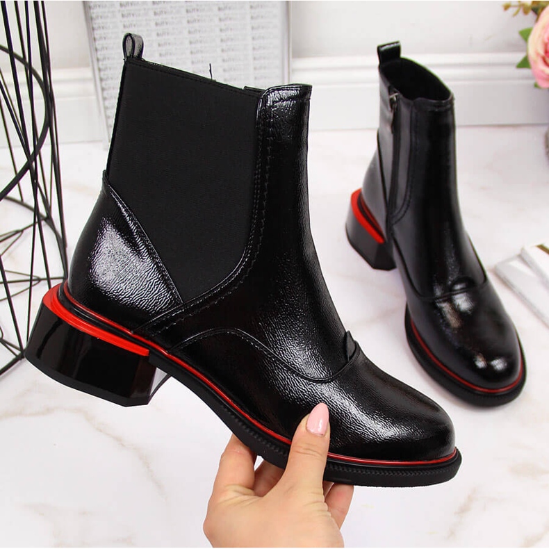 Ženske crne lakirane Jodhpur čizme Filippo crno 2