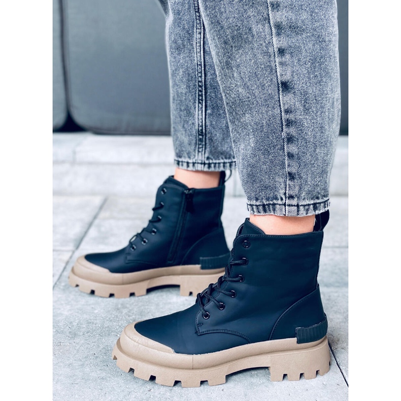 Črne čizme Toma Black crna 2