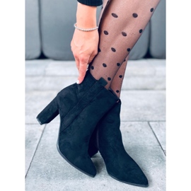 Klasične Titina crne štikle crno 1