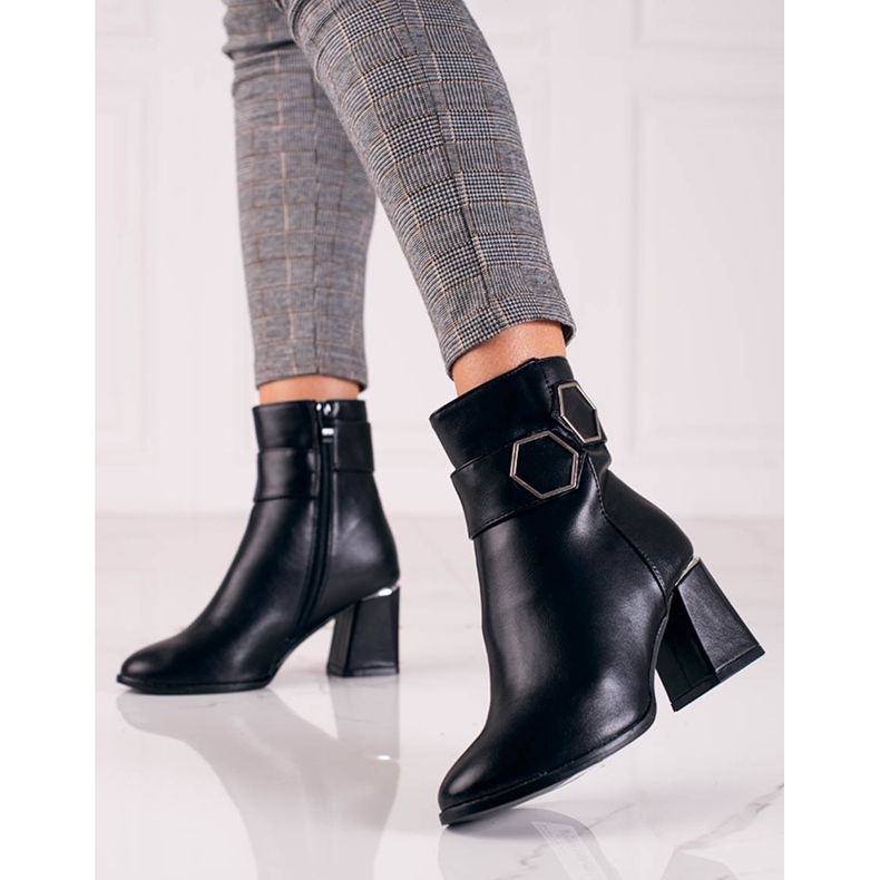 T.Sokolski Crne sokolske ženske čizme na široki stup crna 2