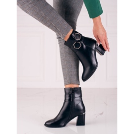 T.Sokolski Crne sokolske ženske čizme na široki stup crna 1