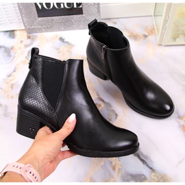 Ženske čizme izolirane crne zmijske kože Potocki crna 1