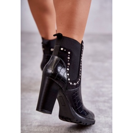 PG1 Crne čizme Wissey Snake Snake na stupu crno 2