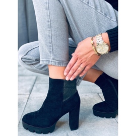 Čizme na postu i platformi Ase Black crno 1