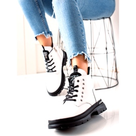 Bijele izolirane čizme Filippo DBT3063 / 21 WH bijela 1