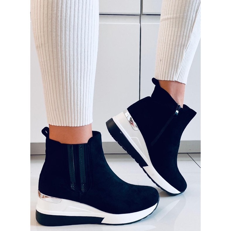 Stock crne čizme na klin crna 2