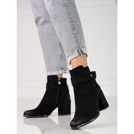 Ženske crne čizme na stup od ekološkog Shelovet antilopa crna 1