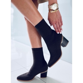 Tiara Smeđe čizme s visokom petom smeđa 1