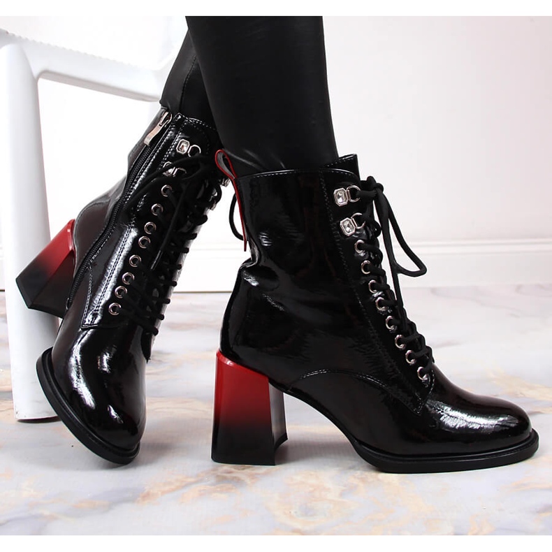 S.Barski Crne izolirane crne čizme S. Barskog crna 1