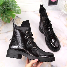 S.Barski Crne lakirane čizme sa šljokicama S. Bararski crna 1