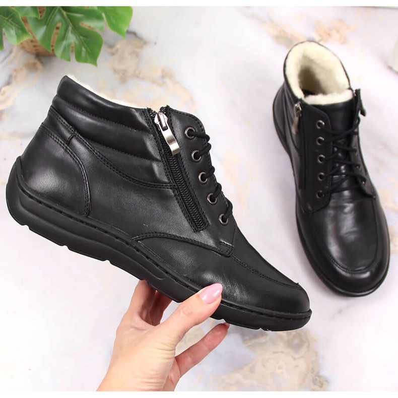 Łukbut Udobne izolirane crne kožne čizme za žene Lukbut LUK724A crna 1