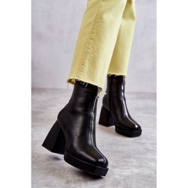 Ženske čizme na debelu petu s patentnim zatvaračem crne Carrera crno 1