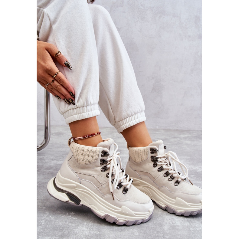 Ženske visoke sportske cipele GOE KK2N4097 Svijetlo bež 1