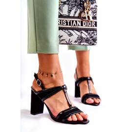 Moderne kožne sandale na šanku Black Passion crna 3