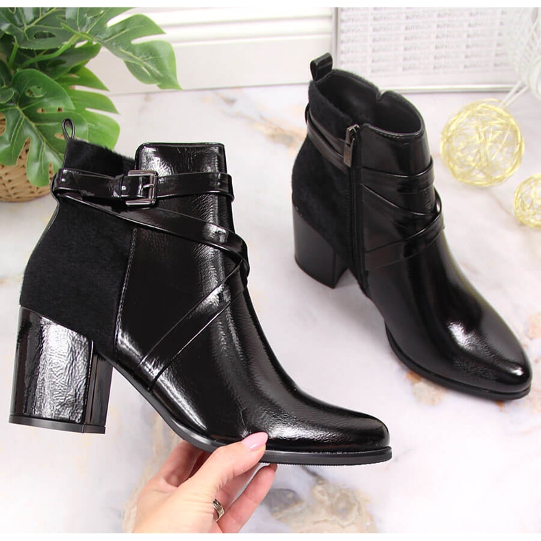 Crne Laura La.Fi izolirane čizme s krznom na stupu crna 1