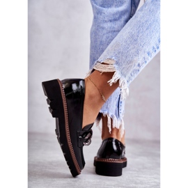 Vinceza Lakirane mokasine na crnoj Reidun platformi 2