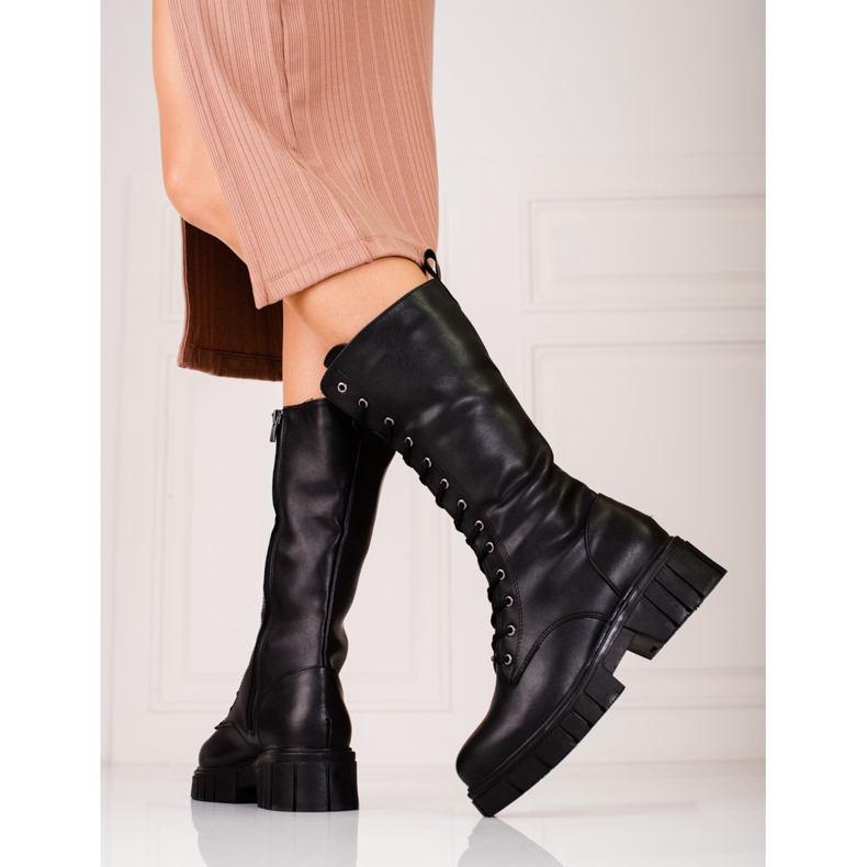 Ženske čizme na vezanje marke Sokolski crno 2