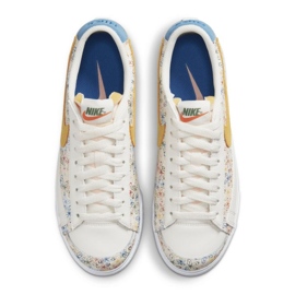 Nike Blazer Low Platform W DV3210-100 bijela višebojan 1