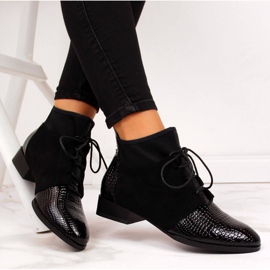 Ženske čizme izolirane crne zmijske kože Filippo crna 1