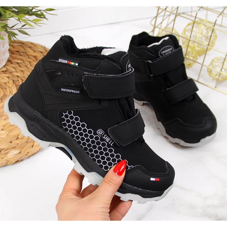 Crne vodootporne čizme za snijeg za dječake iz American Cluba crno 1