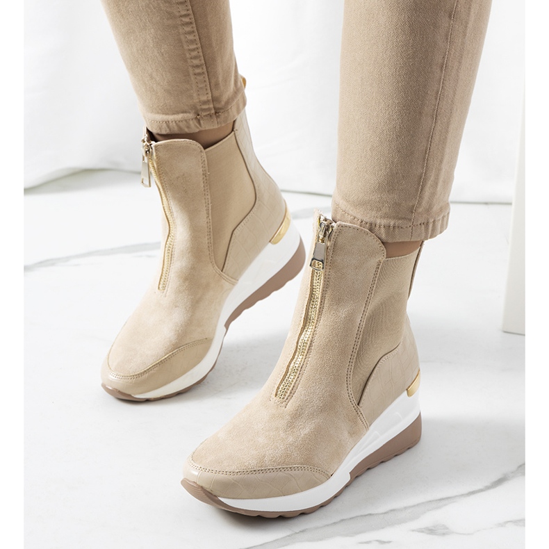 BM Bež tenisice na Triaca klin 1