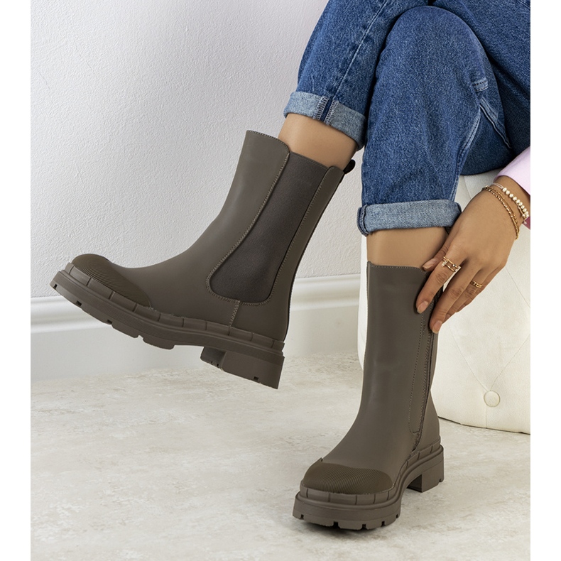 Tamno zelene matirane Antede čizme zelena 1