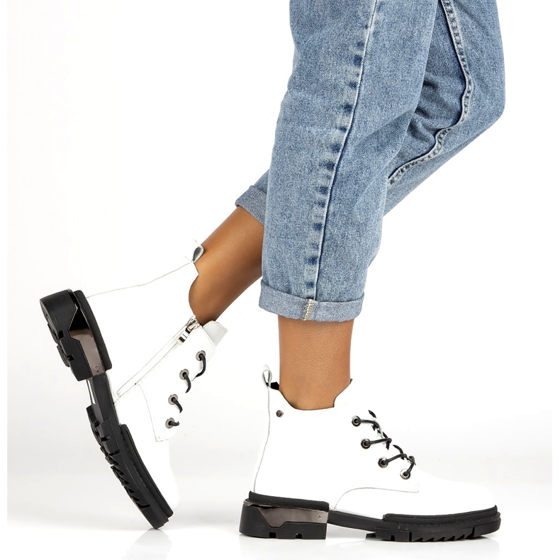 Filippo DBT4173 Izolirane lakirane čizme, bijele bijela 2