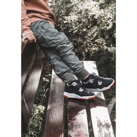 Dječje kožne sportske cipele crne i crvene Marisa crna 1