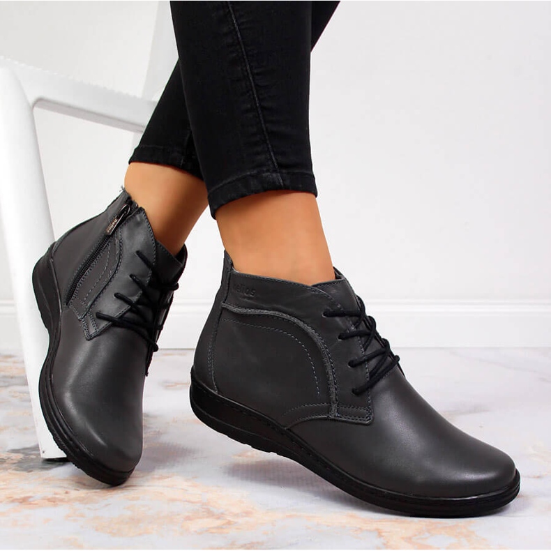 Sive izolirane kožne čizme Helios 612-2 siva 2