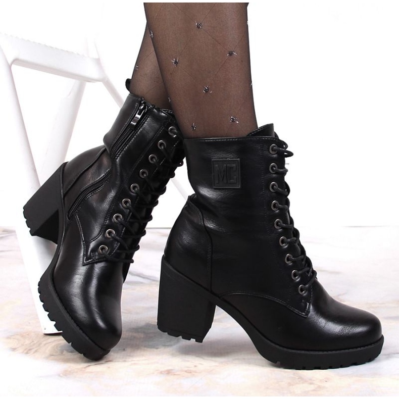 Čizme na vezanje s patentnim zatvaračem, izolirane Jezzi W JEZ140E crno 1