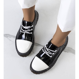 PA1 Crne lakirane Cardin cipele bijela crna 1