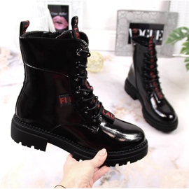 Ženske crne lakirane izolirane čizme Laura La.Fi crno 1